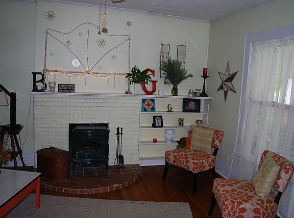 4th image of 311 W Holston Ave