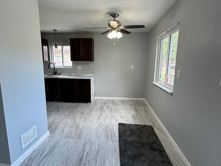 5140 S Gulley Rd — Photo 2