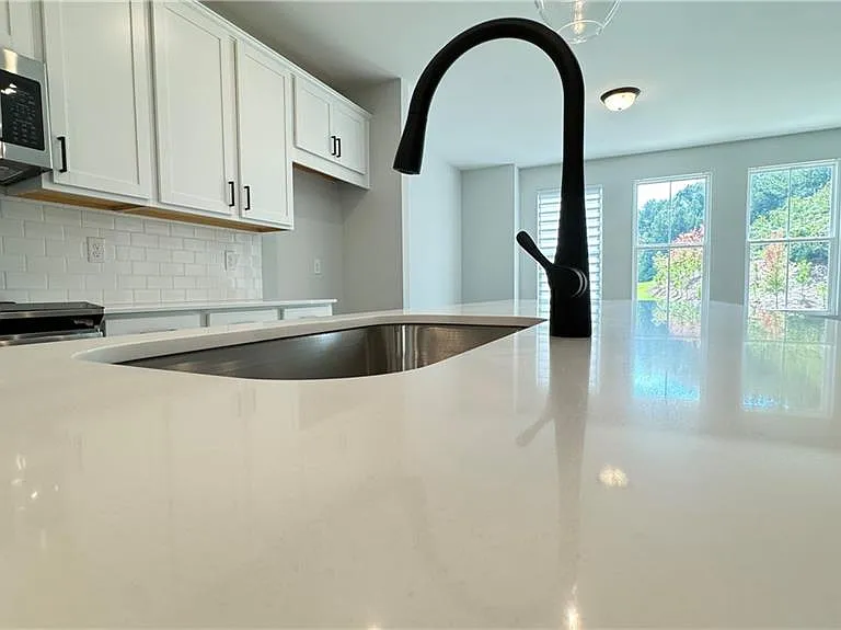 1475 Creekside Cir NW — Photo 5