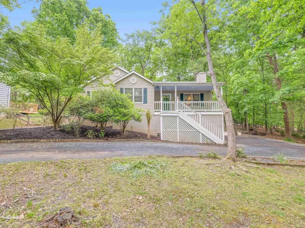 21 Ashton Rd, Palmyra, VA 22963