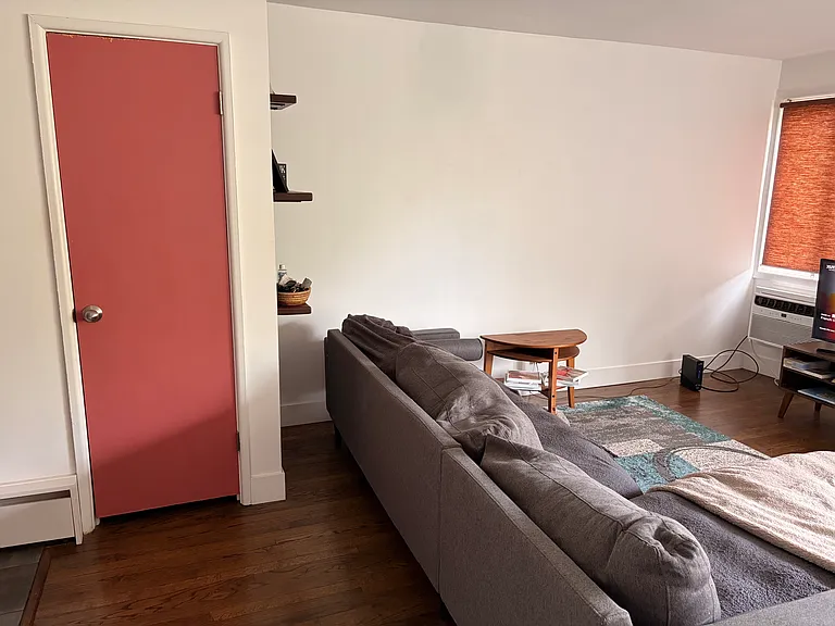 777 Hinman Ave #33 — Photo 7