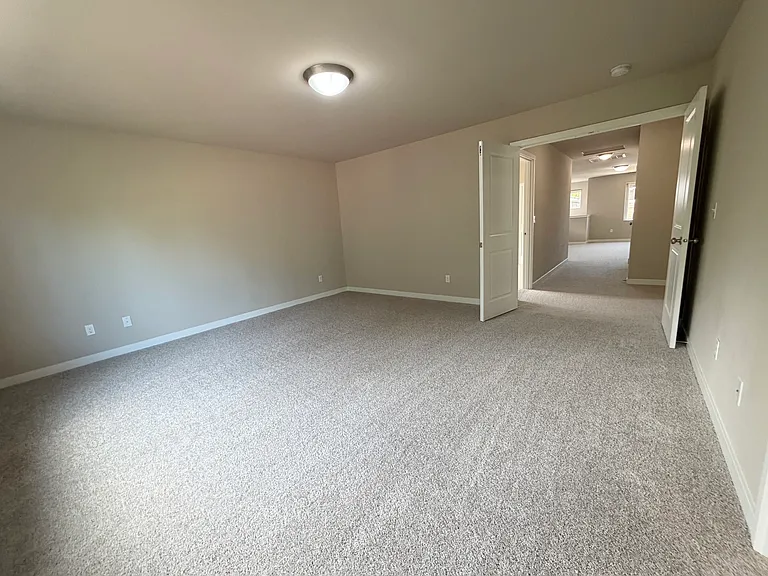 9229 5th Dr SE — Photo 8