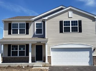 3168 Matlock Dr, Yorkville, IL 60560