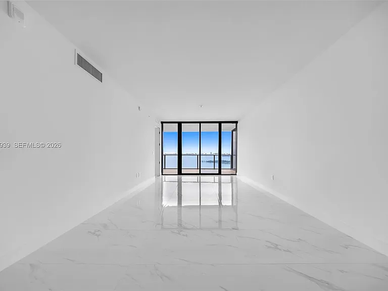 700 NE 24th St #1706 — Photo 20