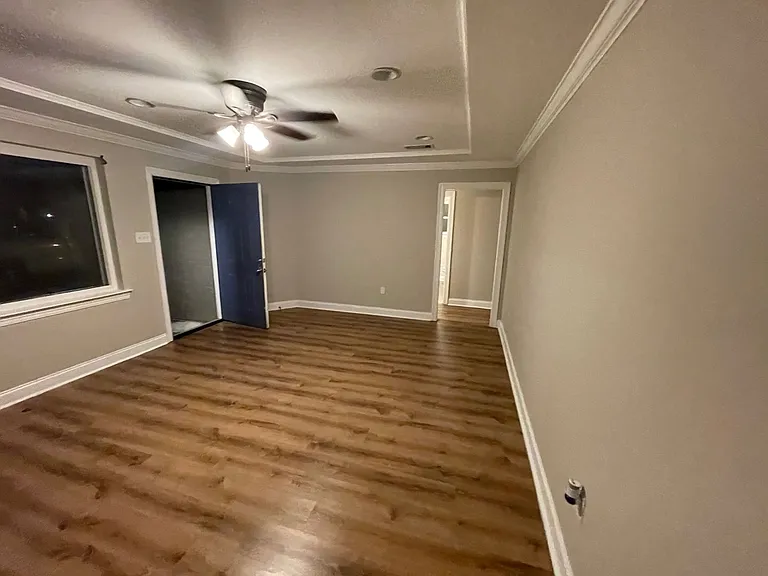3715 Winbourne Ave — Photo 12