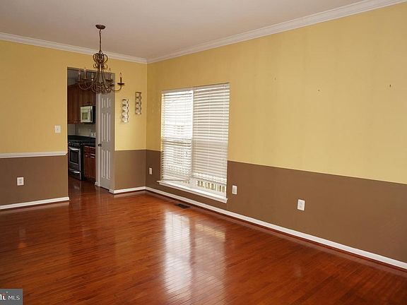 3rd image of 14352 Fallsmere Cir