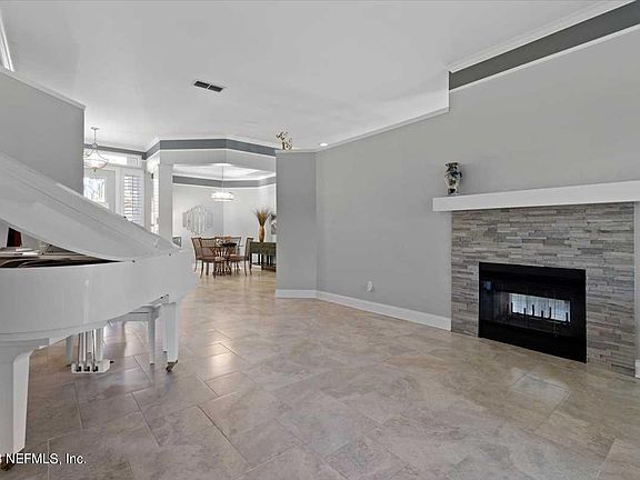 3rd image of 3561 Sanctuary Blvd