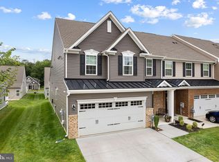 221 Hidden Acres Ln, Moorestown, NJ 08057