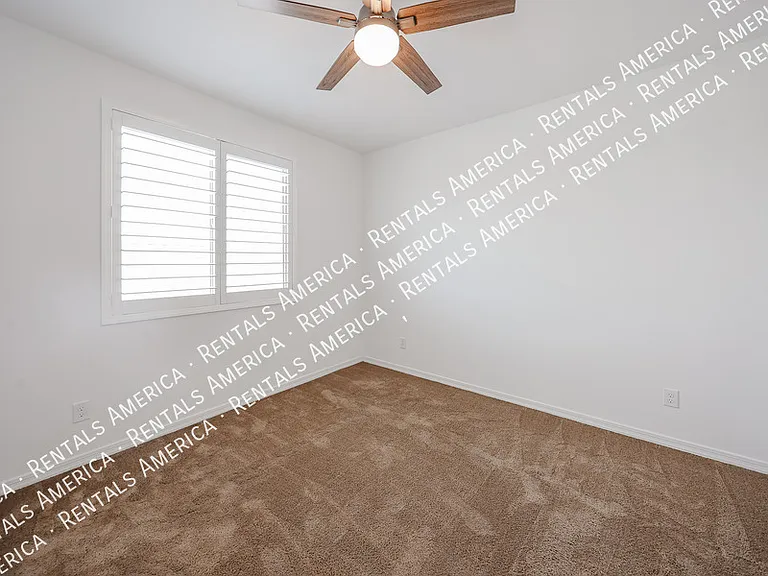 13487 N 174th Ave — Photo 42