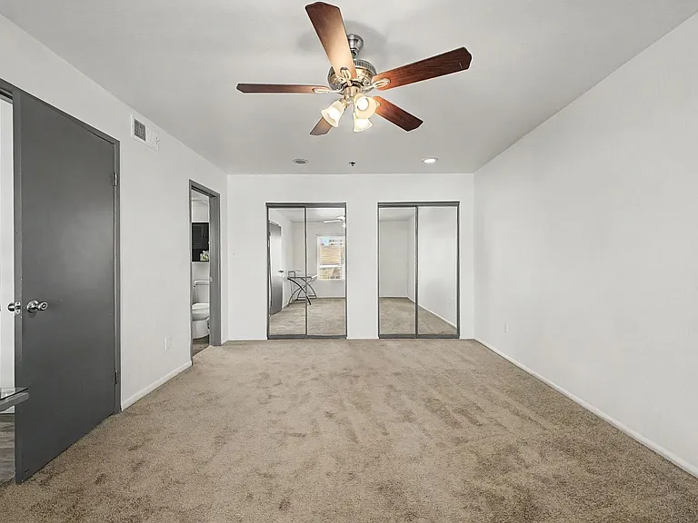 154 W 5th St #222 — Photo 15
