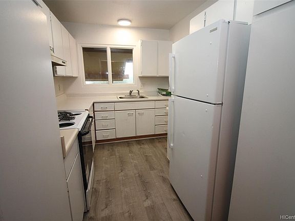 4th image of 98-854 Noelani St APT 64