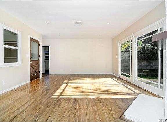 4th image of 20974 Costanso St