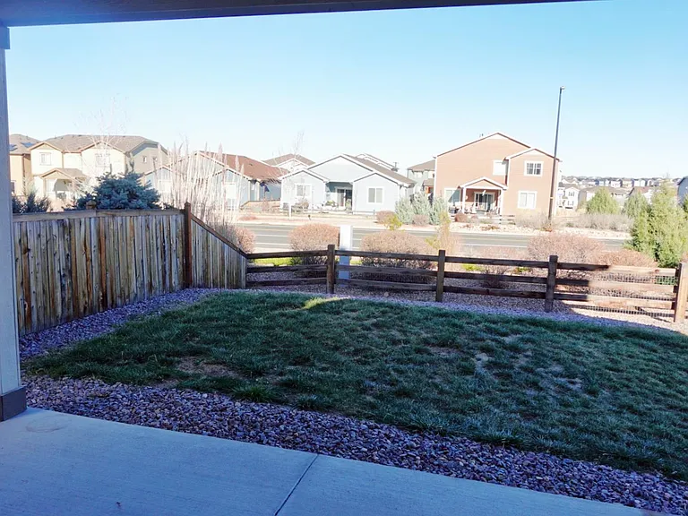 1073 White Leaf Cir — Photo 26