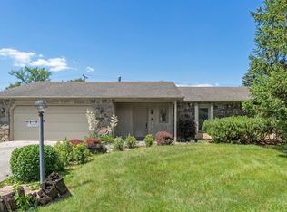 1805 Papermill Xing, Fort Wayne, IN 46825