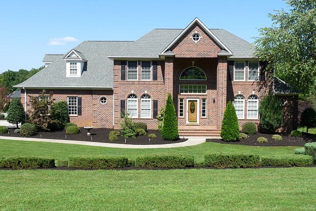 1st image of 5012 Cobblestone Dr
