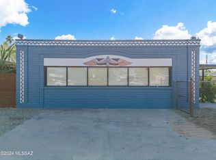 2005 N Swan Rd, Tucson, AZ 85712