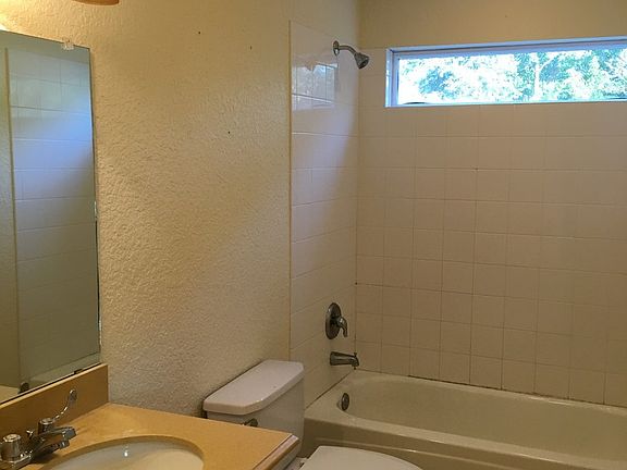 5th image of 3219 Avenue G