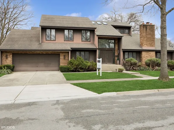 241 Leitch Ave, La Grange, IL 60525