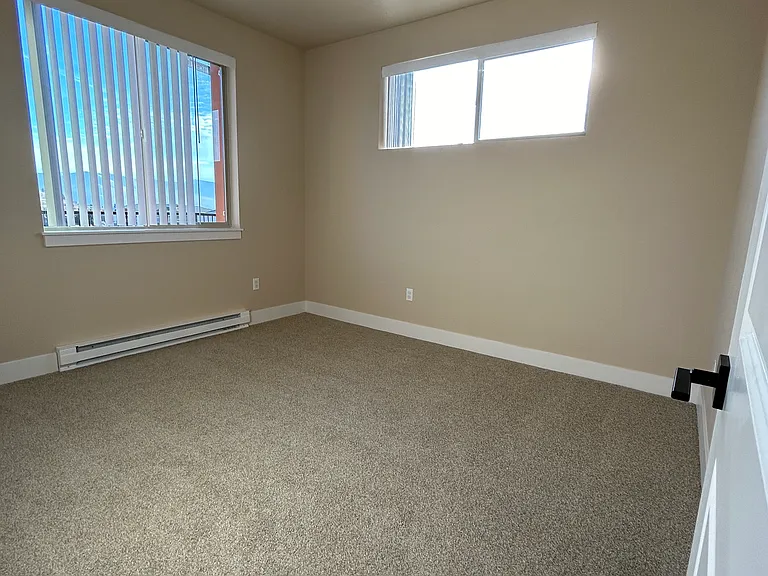 986 SQ. FT.
2 bed 2 bath
Master Bedroom