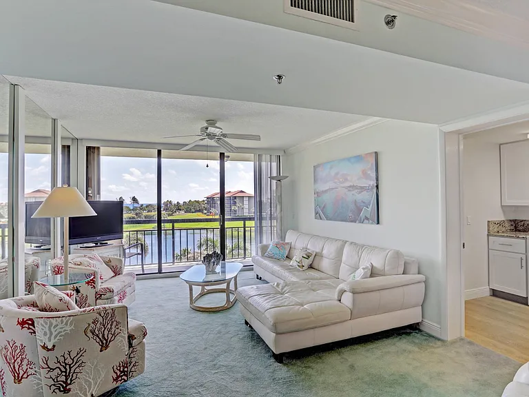 201 S Seas Dr #401 — Photo 14