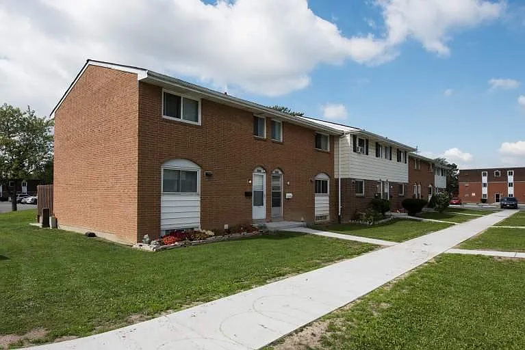 2601 Sycamore Dr — Photo 6