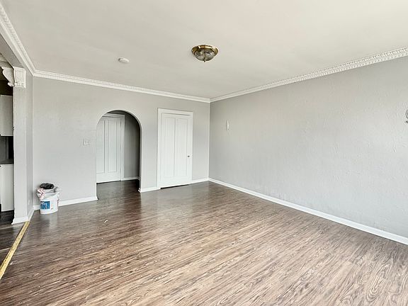 4th image of 6349 N Western Ave #3K