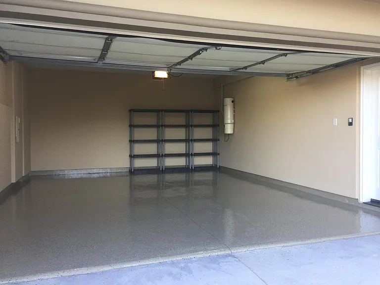 1530 Parmer Ave — Photo 38