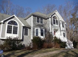 21 Bradley Ave, Haverhill, MA 01832