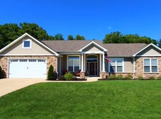 12037 W Clearwater Dr, Monticello, IN 47960