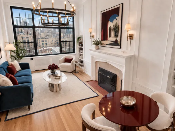 1 University Pl, New York, NY