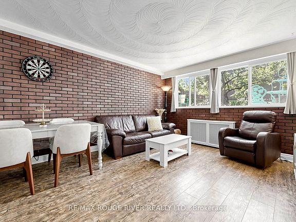 3rd image of 263 Oak Park Ave