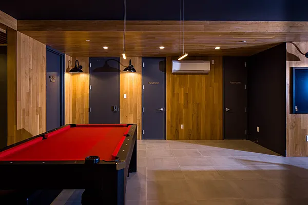 Rented by Nooklyn NYC LLC | media 76