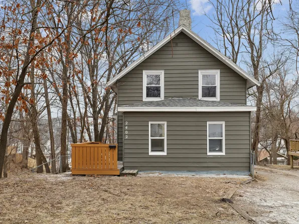 2402 Woodland Ave, Des Moines, IA 50312