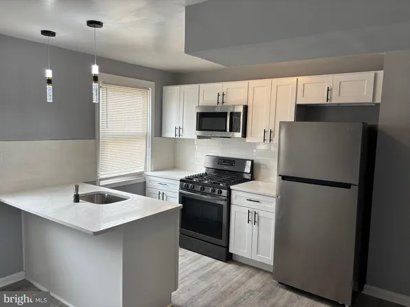 6040 Shisler St, Philadelphia, PA 19149