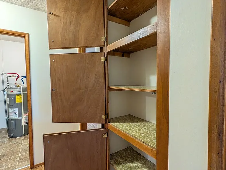 Bel Air Apartments — Photo 24