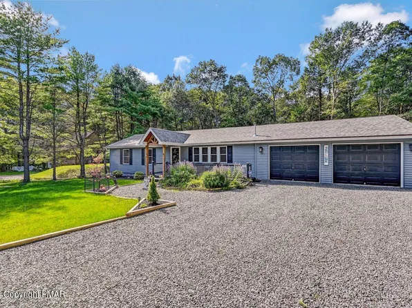 41 Autumn Ln, Jim Thorpe, PA 18229