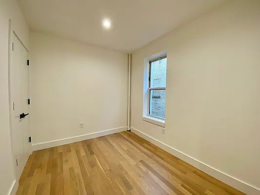 Rented by Simply Brooklyn Realty Inc | media 8