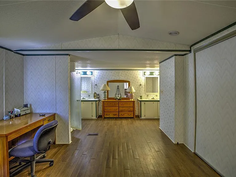 4201 Dunagan Rd — Photo 21