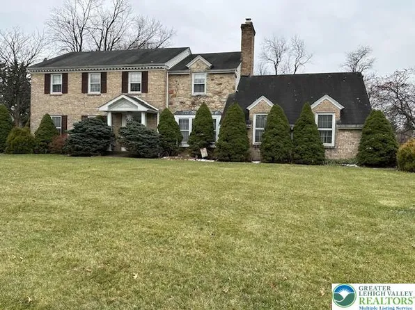 801 Yorkshire Rd, Bethlehem, PA 18017