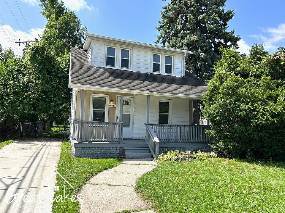 1st image of 19556 McGill St