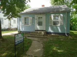 3932 Winter St, Fort Wayne, IN 46806