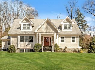 33 Orchard Dr, Armonk, NY