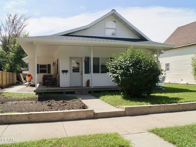 114 10th St NW, Devils Lake, ND, 58301