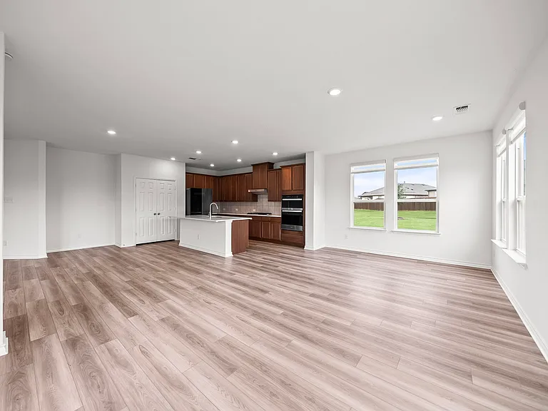 424 Princewood Dr — Photo 10