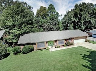 1215 Huntcliff Way, Clinton, MS 39056