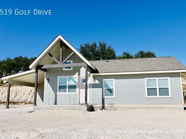 2519 Golf Dr — Photo 1