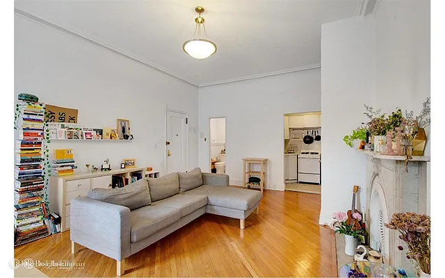 Rented by Douglas Elliman | media 26