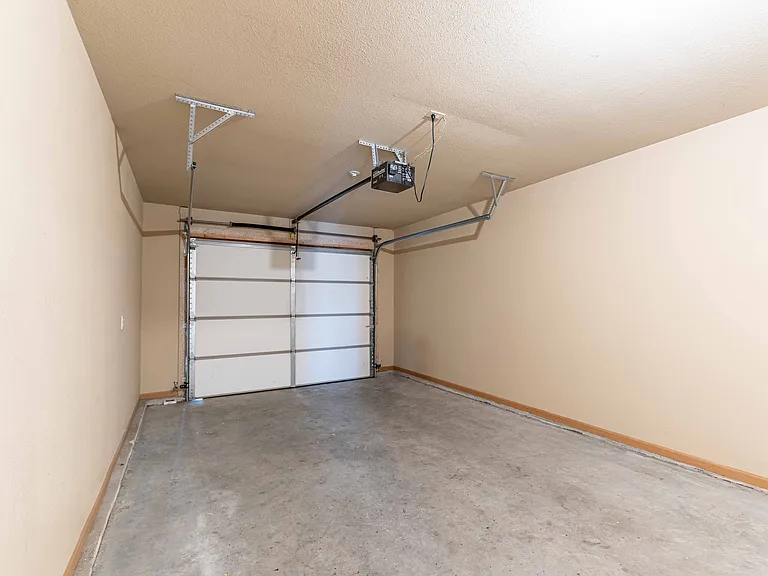 Oakwood Heights Townhomes — Photo 112
