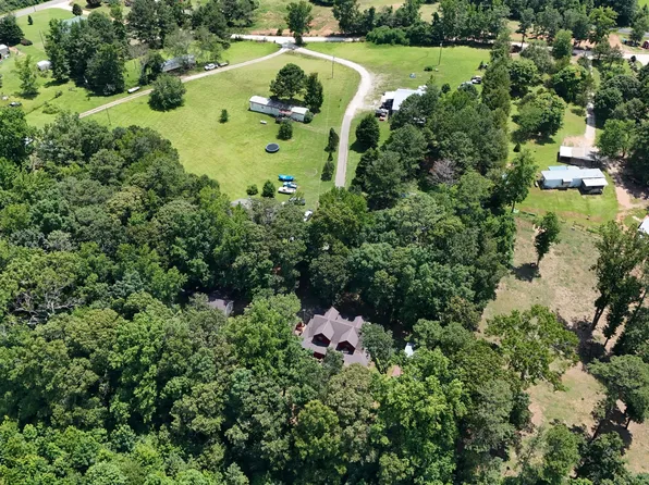 111 Nelson Rd, Franklin, GA 30217