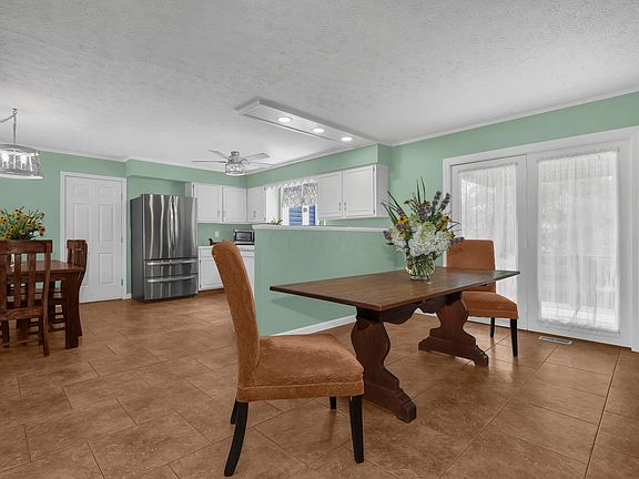 2nd image of 1060 S Watkins Rd